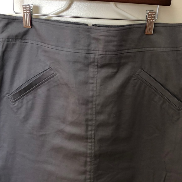 Suzy Shier skirt - Picture 2 of 4